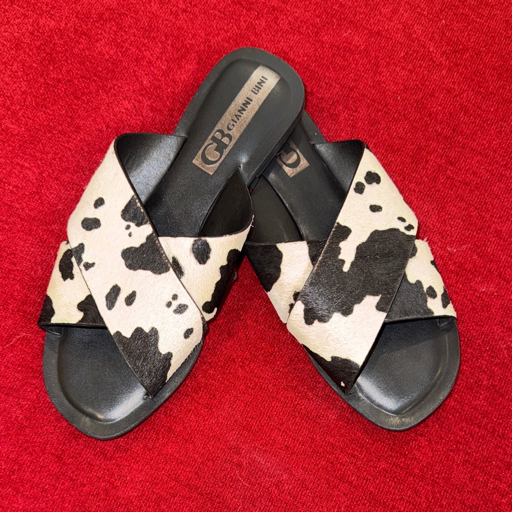 Gianni Bini Black & White Cowhide Crossband Slide Sandals